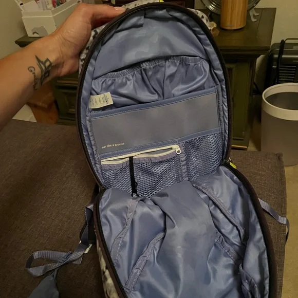 SOLD‼️SOLD‼️Lululemon backpack - Picture 10 of 10